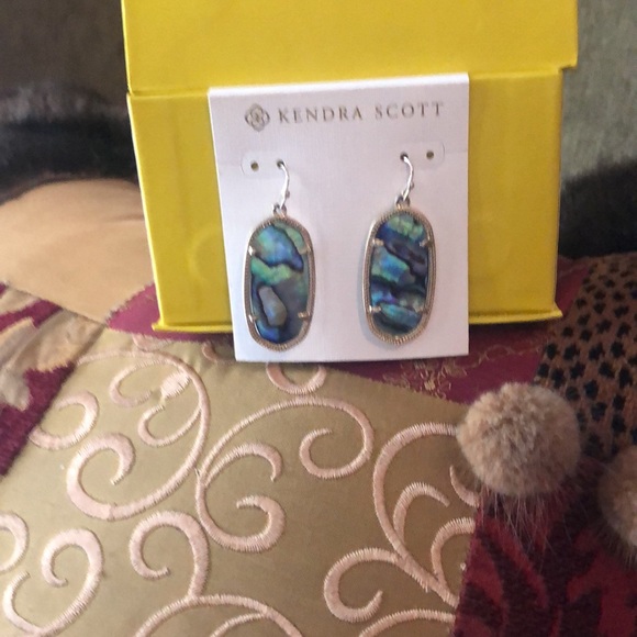 “Kendra Scott” Abalone shell earrings! - Picture 2 of 2